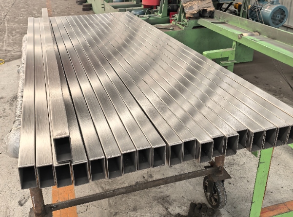 哈尔滨建筑工程行业用不锈钢无缝钢管